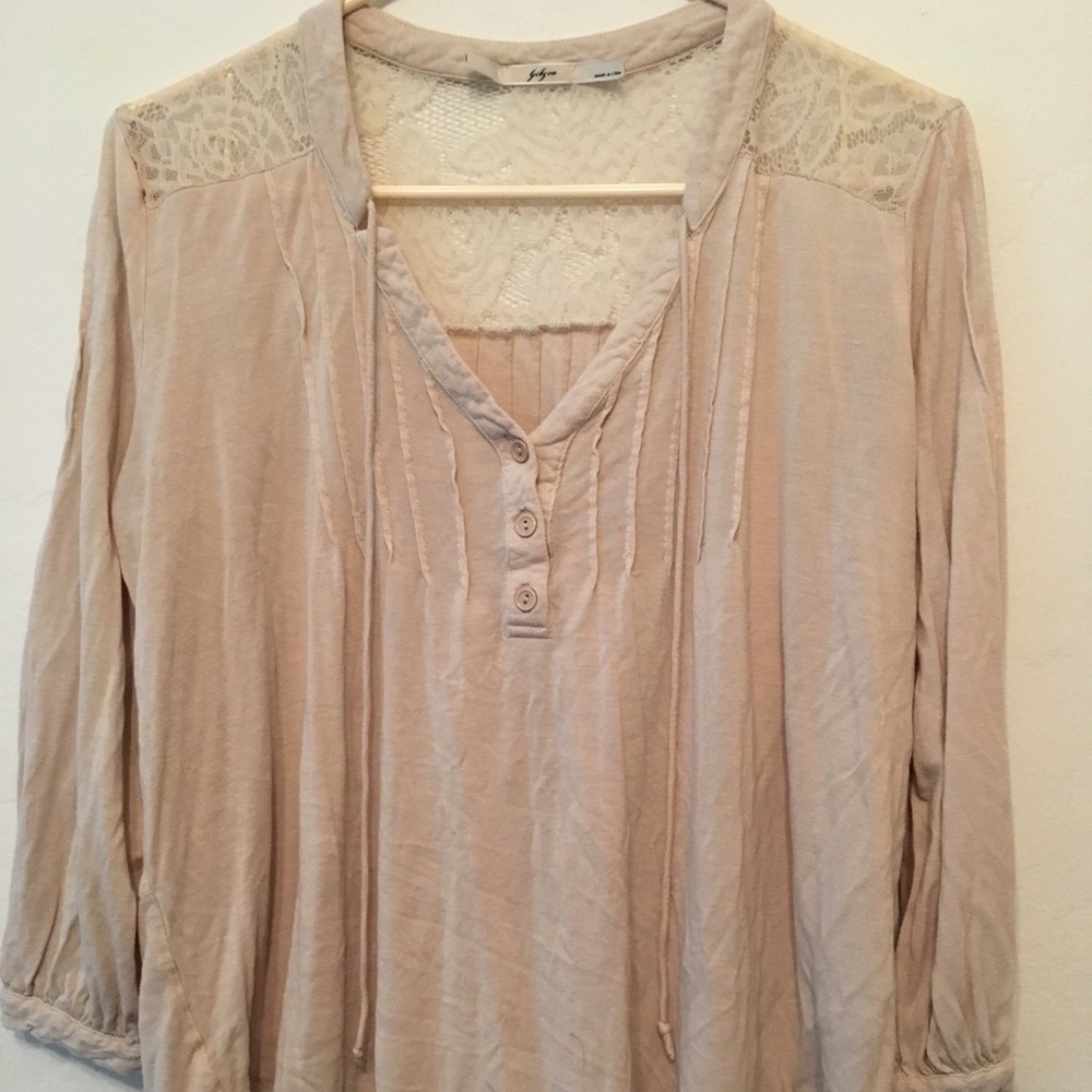Gibson nude lace and cotton top with buttons